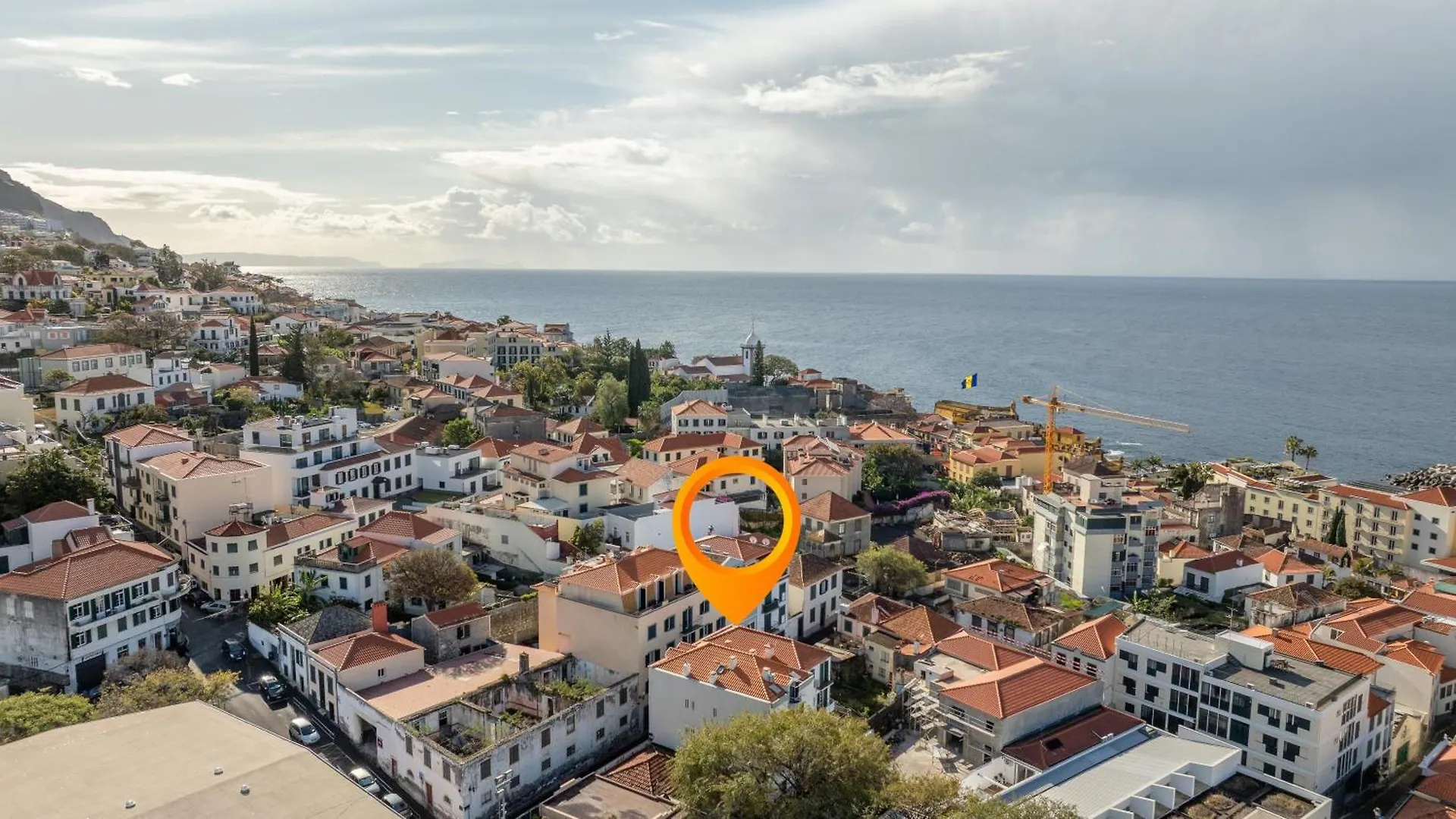 Funchal Apartment With Stunning Harbor View And Air Conditioning Unit