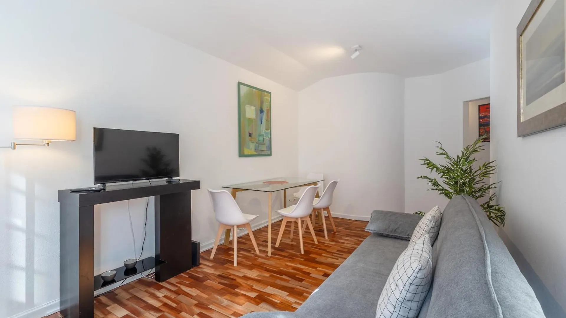 Funchal Apartment With Stunning Harbor View And Air Conditioning Unit