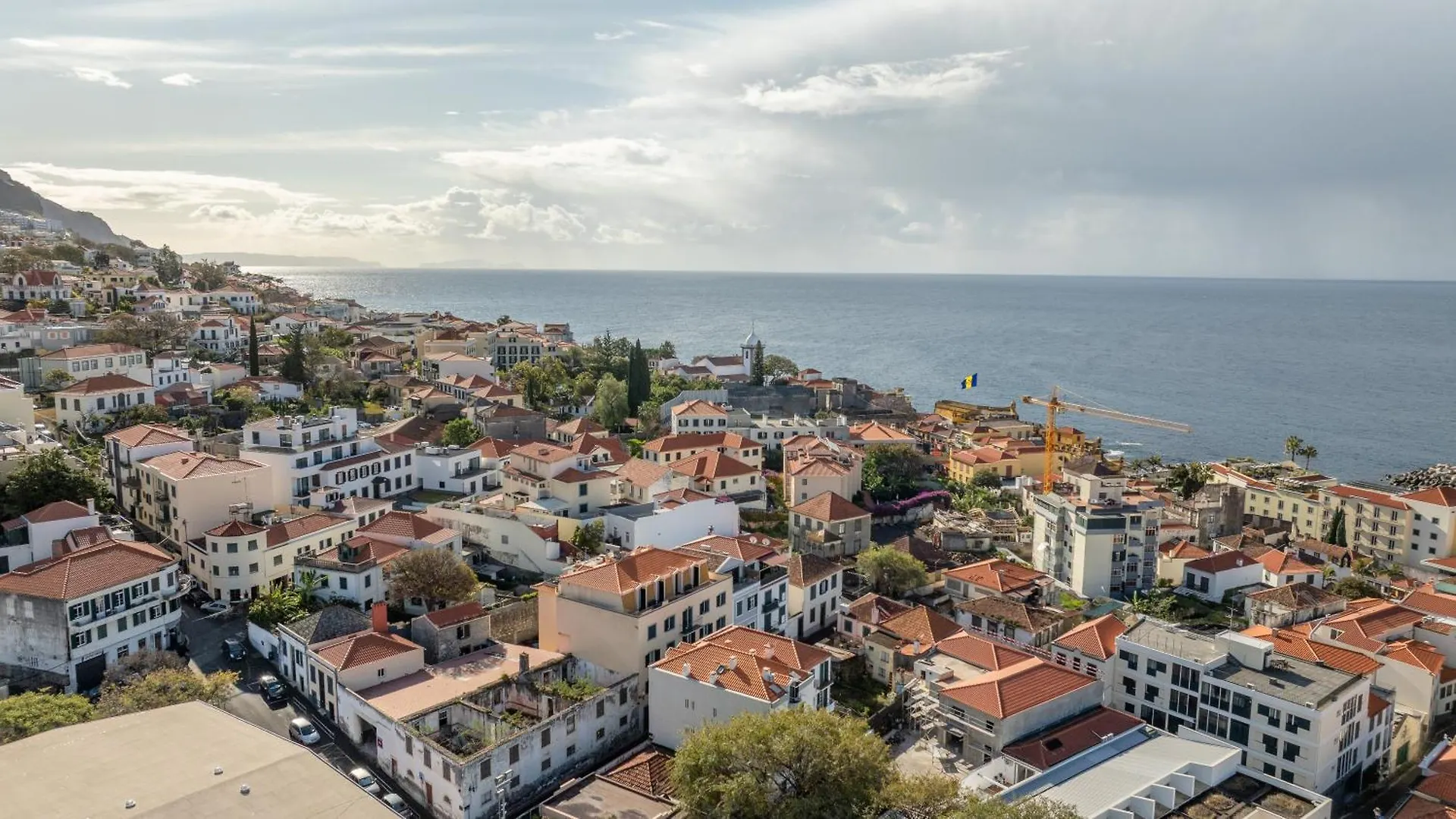Funchal Apartment With Stunning Harbor View And Air Conditioning Unit Funchal (Madeira)